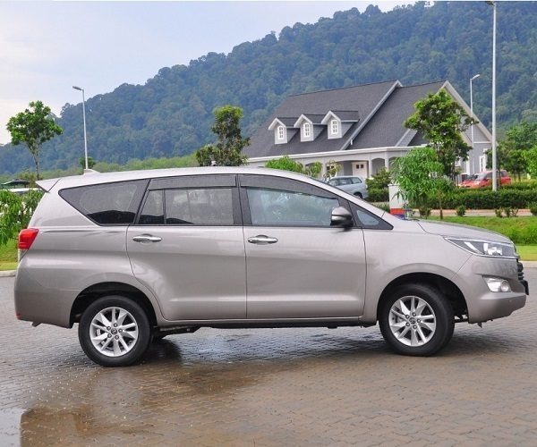 Taxi Nha Trang đi sân bay Liên Khương